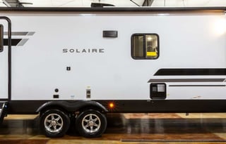 Solaire BRAND New 3 bedroom HIDDEN PANTRY Sleeps8