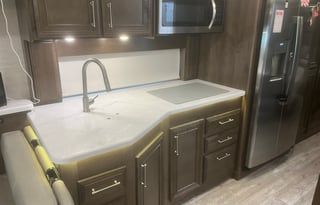 2022 Entegra Coach Emblem 36H