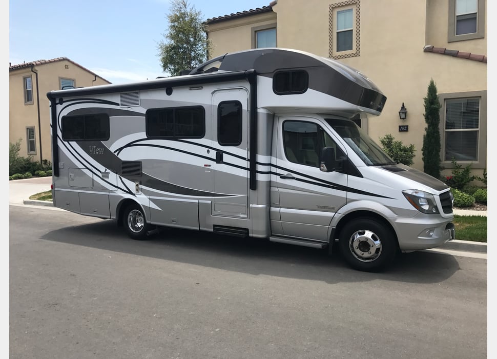Class C Motor Home rentals in Citrus Heights