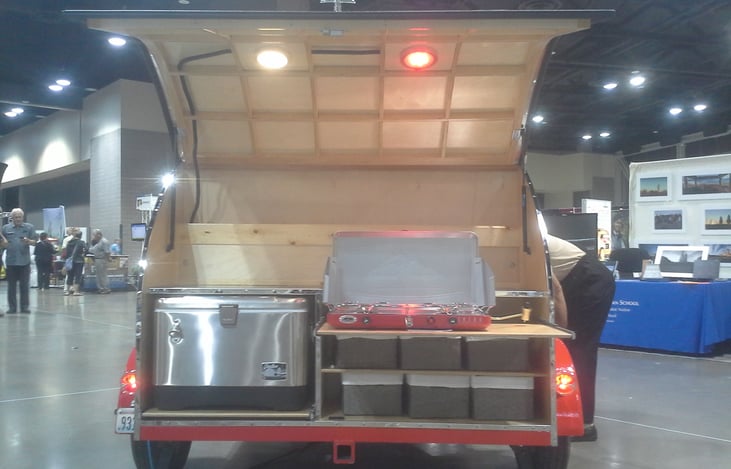 Red or White selectable LED galley lights offer good lighting or a more night-vision saving option.