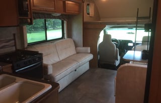 2016 Family Fun in Winnifred the Minnie Winnie!!!!