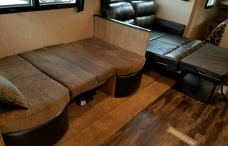 2017 Launch Grand Touring 299BHS