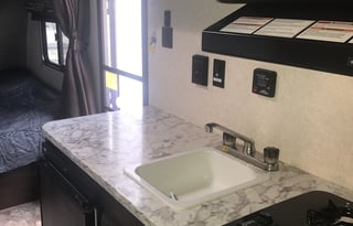 AGA 4 -	2018 Jayco Jay Flight 174BH