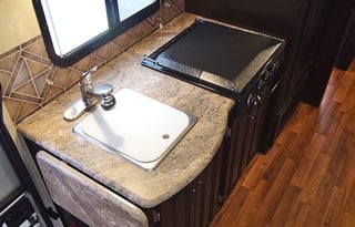 Brand New and easy to drive - Rosanante!