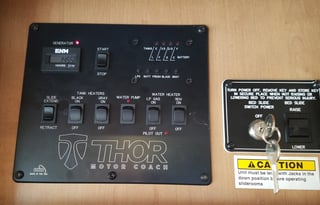 Class A - 2016 Windsport 29M - has everything