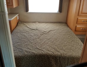 Forest River RV Sunseeker 2600SFord