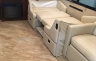 Holiday Rambler Vacationer "Holly" [MI] w/ MBA ins