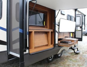 CrossRoads RV Sunset Trail Reserve ST32RL