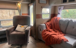 Cozy Home Pet Friendly RV