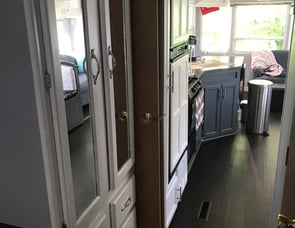 Keystone RV Hornet 28RLS