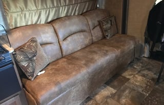 We love traveling in this RV.. and you will too!