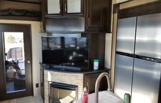 5th Wheel Toy Hauler