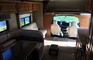 2014 Winnebago Spirit 31K Platinum