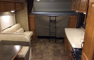 2014 Winnebago Spirit 31K Platinum