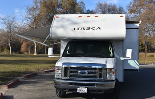 Nice, Clean Motorhome at Your Service.