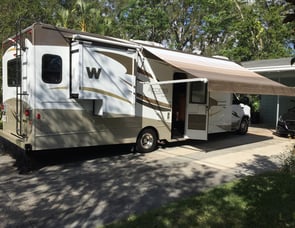 Winnebago Access 31WP