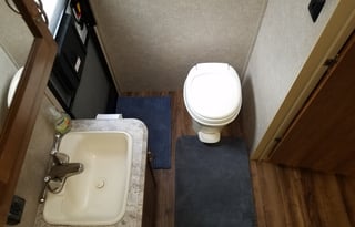 Huge Bunkhouse with 2 Slides - Great Family Camper