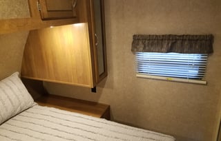 Huge Bunkhouse with 2 Slides - Great Family Camper