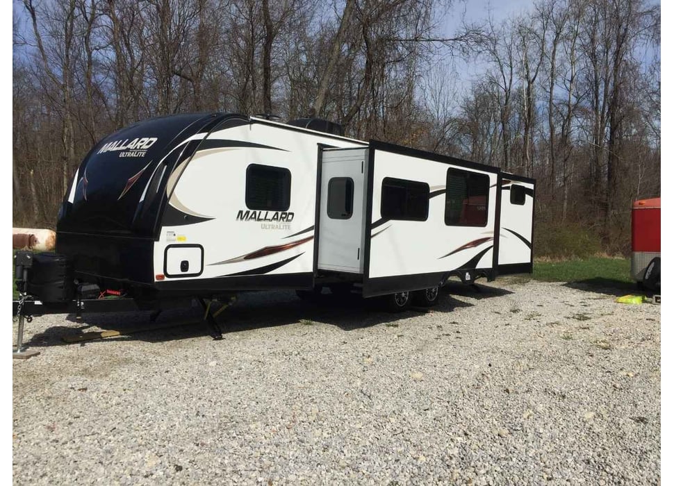 Travel Trailer rentals in Millstadt