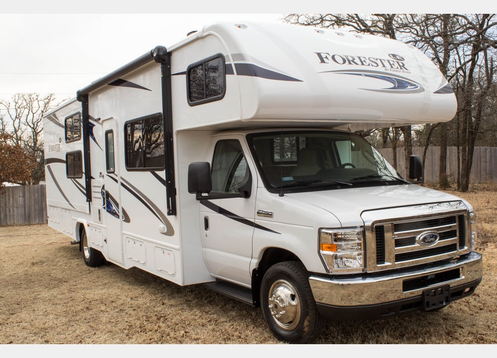 Class C Motor Home rentals in Arlington