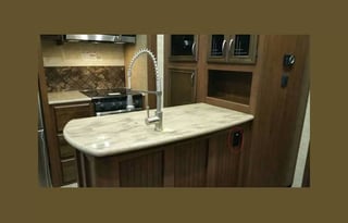2017 2 Bed/2 Full Ba 43' 5th Wheel + Pool and Hot Tub Option + 2 Bed / 2 Ba House Option