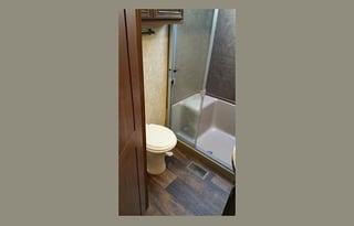 2017 2 Bed/2 Full Ba 43' 5th Wheel + Pool and Hot Tub Option + 2 Bed / 2 Ba House Option