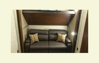 2017 2 Bed/2 Full Ba 43' 5th Wheel + Pool and Hot Tub Option + 2 Bed / 2 Ba House Option