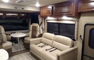 2016 Thor Hurricane 34J Bunkhouse