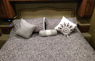 2016 Thor Hurricane 34J Bunkhouse