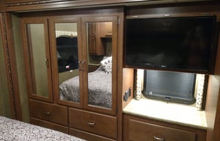 2016 Thor Hurricane 34J Bunkhouse