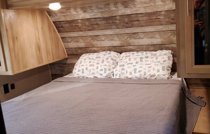 Queen sized bed with memory foam mattress