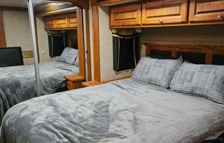 Lake Hudsons Waterfront Stationary RV Rental