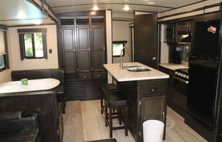 2020 Coachmen RV Spirit Ultra Lite 3379BH