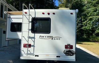 2017 Thor Motor Coach Freedom Elite 24FE "BELLA"