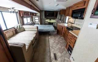 Barone-Vu RV Super Class C Share