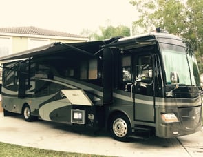 Fleetwood RV Discovery 39R