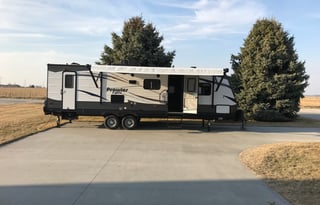 2017 Prowler 285LX