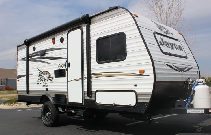 Dayslepper Rv The Time Traveller - Light & Simple | RVshare