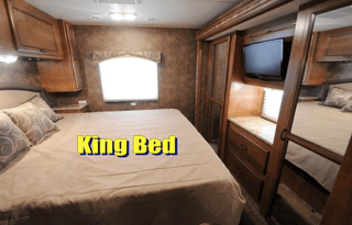 Harry the RV is a Super Snazzy Rig. Sleeps 10