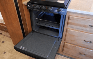 Harry the RV is a Super Snazzy Rig. Sleeps 10