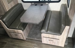 2018 Mercedes FR Sunseeker 2400S