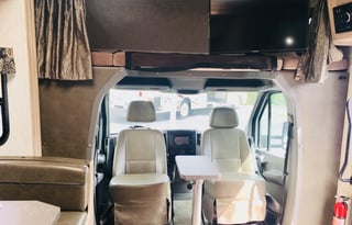2018 Mercedes FR Sunseeker 2400S