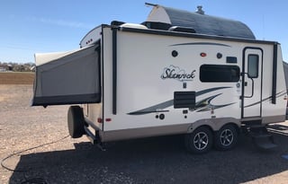 Travel Trailer Toy Hauler