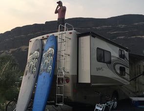 Fleetwood RV Terra 34N