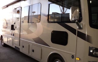 2016 Thor Motor Coach Hurricane 34J