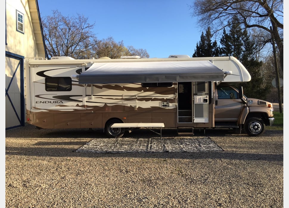 Class C Motor Home rentals in Rochester Hills