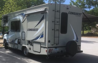 Small class C with dinette and queen bed - unit 1