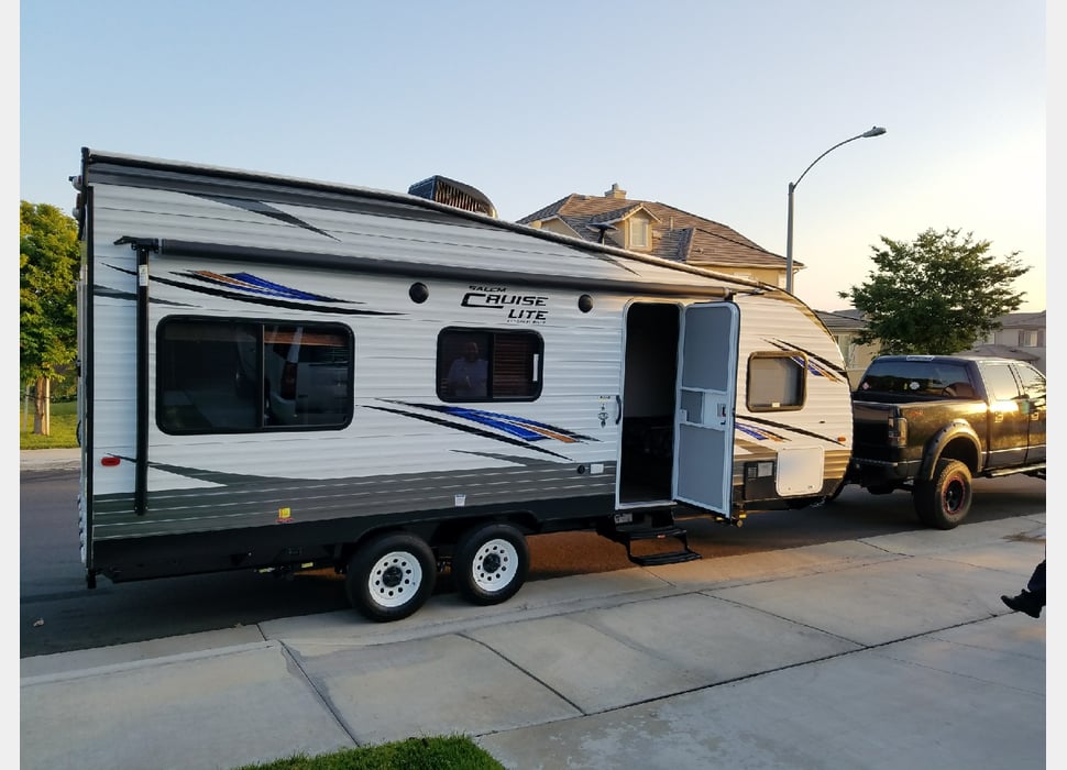 Travel Trailer rentals in Los Angeles