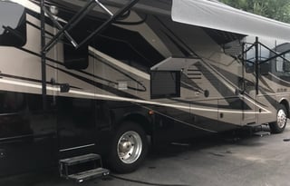 2015 Thor motorhome /toyhauler/ dream machine