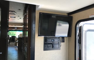 2015 Thor motorhome /toyhauler/ dream machine